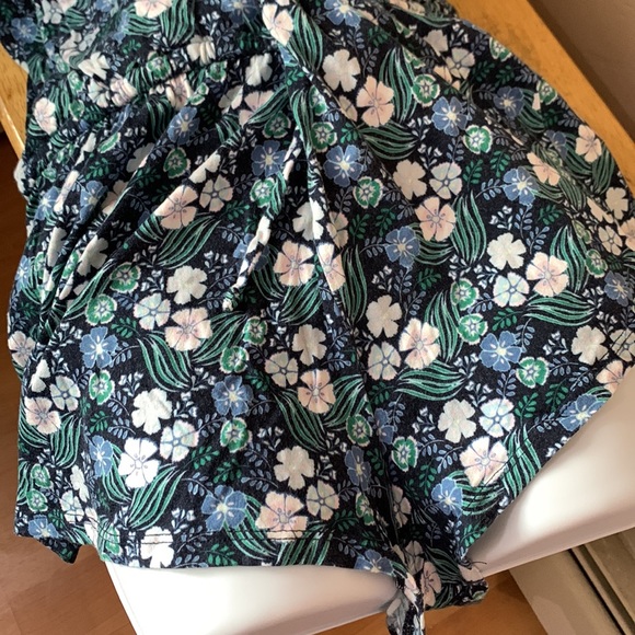 Summertime Romper - Picture 5 of 6